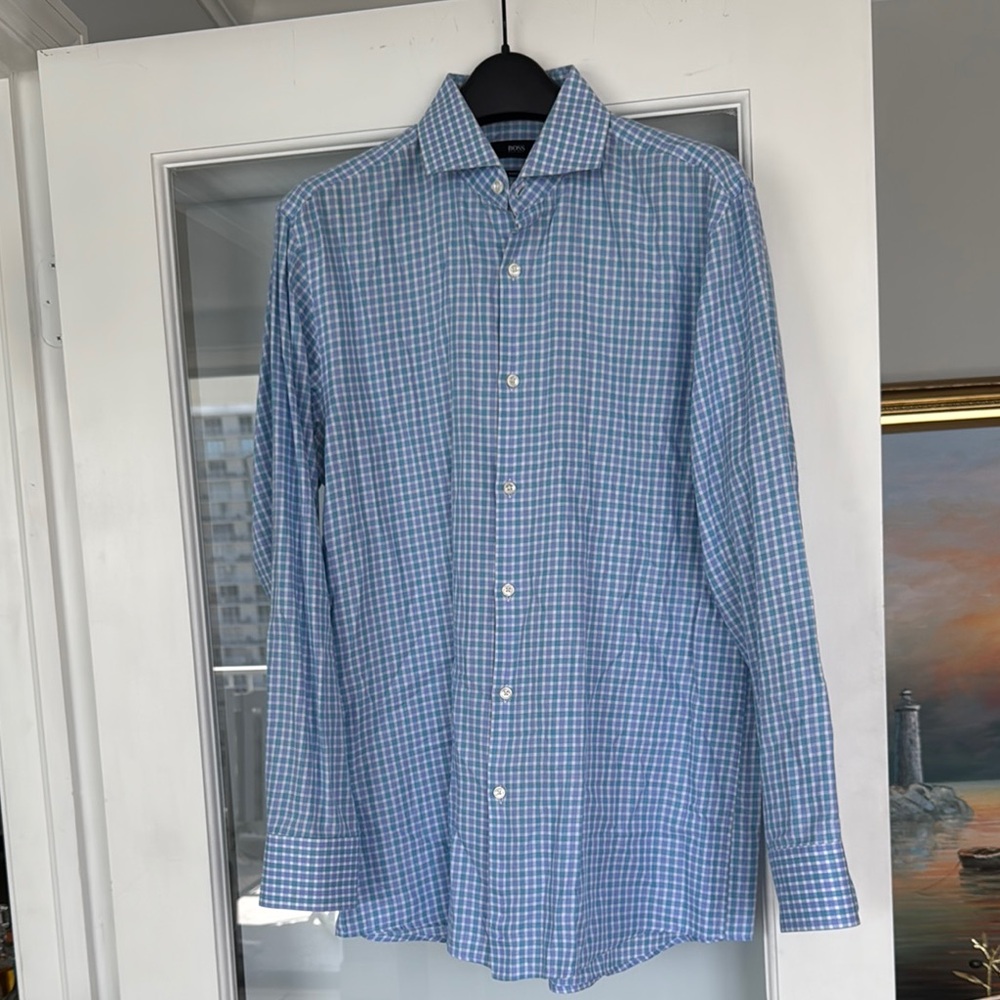 Hugo Boss Blue Casual Button Down Shirt with Classic Gingham Pattern